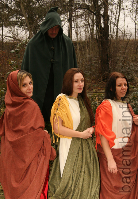 Римски дами с телохранител